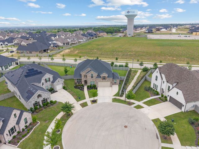 1833 Climbing Court, Argyle, TX 76226