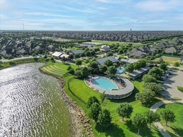 1833 Climbing Court, Argyle, TX 76226
