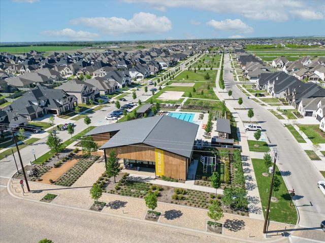 1833 Climbing Court, Argyle, TX 76226