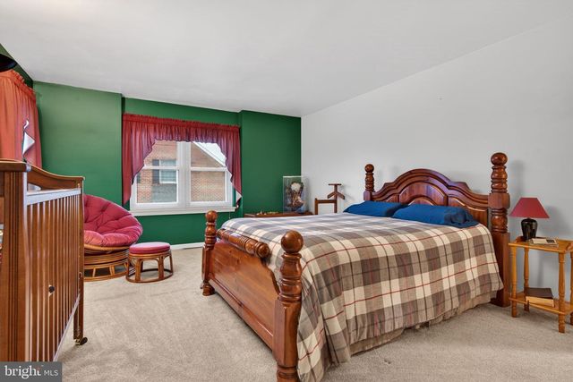 24 SPRING HILL LN, Mountville, PA 17554