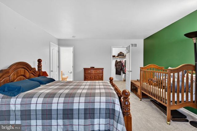 24 SPRING HILL LN, Mountville, PA 17554