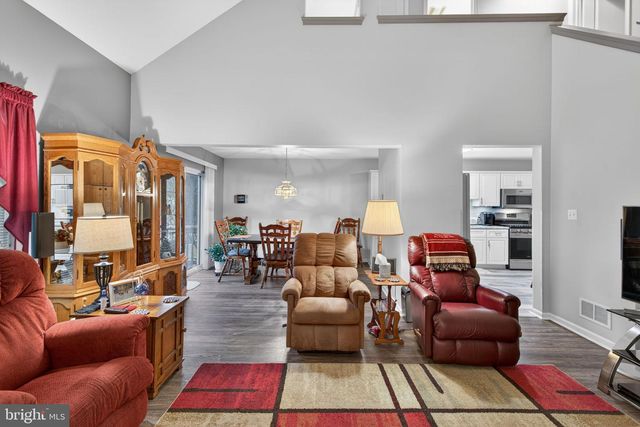 24 SPRING HILL LN, Mountville, PA 17554