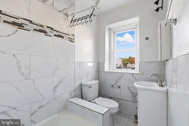 831 N 10TH ST, Reading, PA 19604