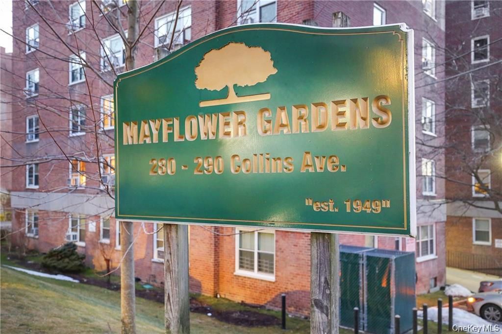 290 Collins Ave 2C, Fleetwood, NY 10552 — photo 2