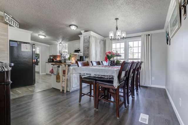 1822 S 3rd Street, Tahoka, TX 79373