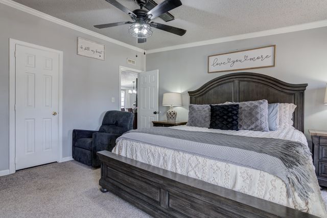 1822 S 3rd Street, Tahoka, TX 79373