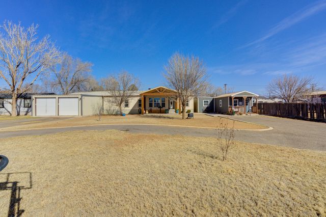 1822 S 3rd Street, Tahoka, TX 79373