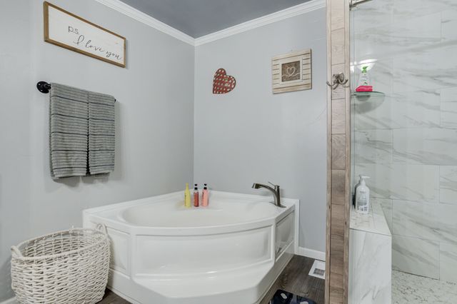 1822 S 3rd Street, Tahoka, TX 79373