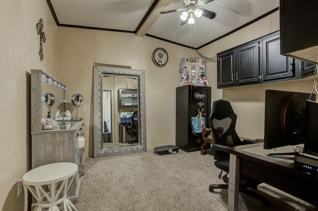 1822 S 3rd Street, Tahoka, TX 79373