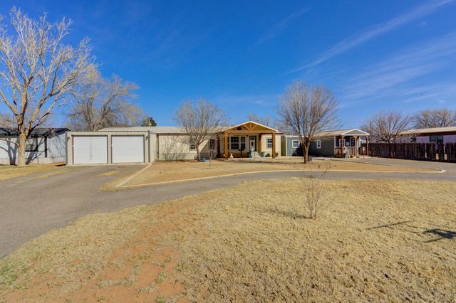 1822 S 3rd Street, Tahoka, TX 79373