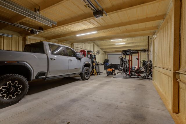 1822 S 3rd Street, Tahoka, TX 79373