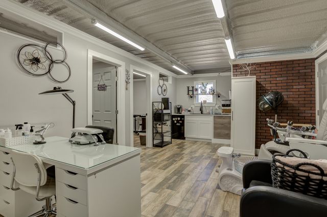 1822 S 3rd Street, Tahoka, TX 79373