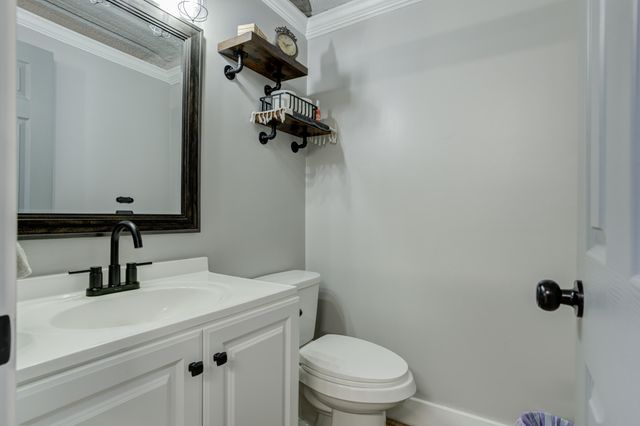 1822 S 3rd Street, Tahoka, TX 79373