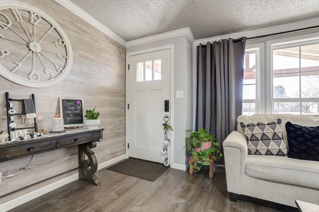 1822 S 3rd Street, Tahoka, TX 79373