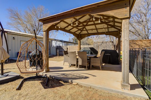 1822 S 3rd Street, Tahoka, TX 79373