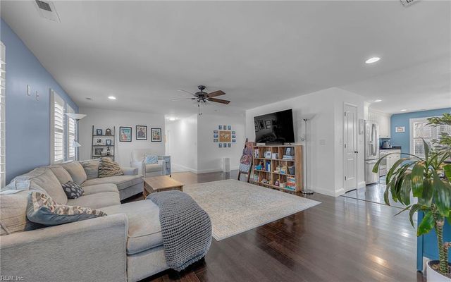 733 Avalon AVE, Virginia Beach, VA 23464