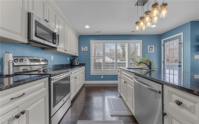 733 Avalon AVE, Virginia Beach, VA 23464