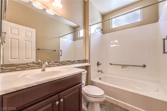 3709 Corte Bella Hills Avenue, North Las Vegas, NV 89081