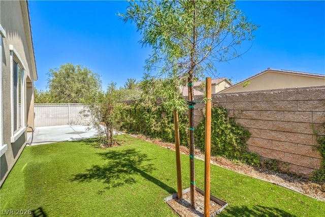 3709 Corte Bella Hills Avenue, North Las Vegas, NV 89081