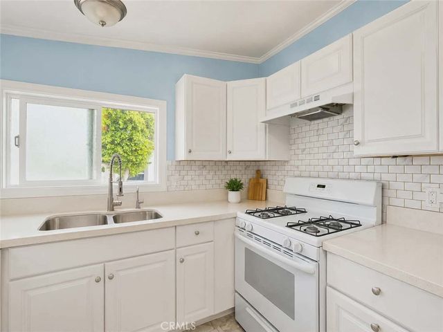 7887 Lampson Ave 39, Garden Grove, CA 92841