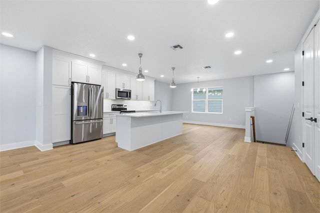 4208 W CARMEN STREET B, Tampa, FL 33609