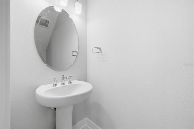 4208 W CARMEN STREET B, Tampa, FL 33609