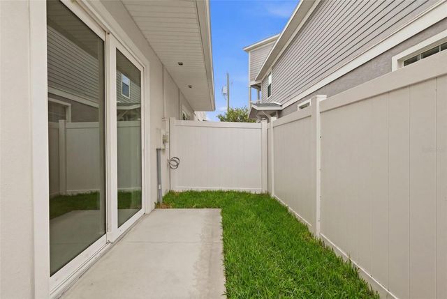 4208 W CARMEN STREET B, Tampa, FL 33609