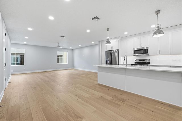 4208 W CARMEN STREET B, Tampa, FL 33609