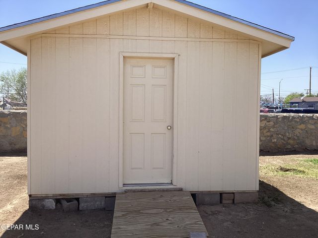 8162 JOSEPHINE Circle, El Paso, TX 79907