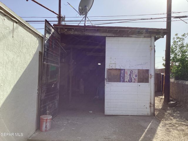 8162 JOSEPHINE Circle, El Paso, TX 79907