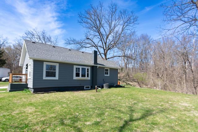 5437 Pleasant View DRIVE, Waterford, WI 53185