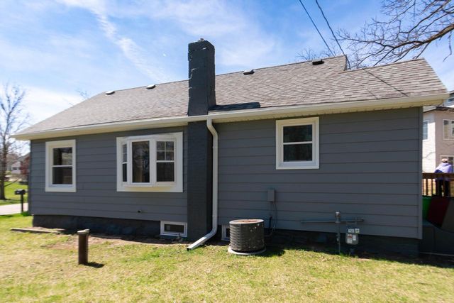 5437 Pleasant View DRIVE, Waterford, WI 53185