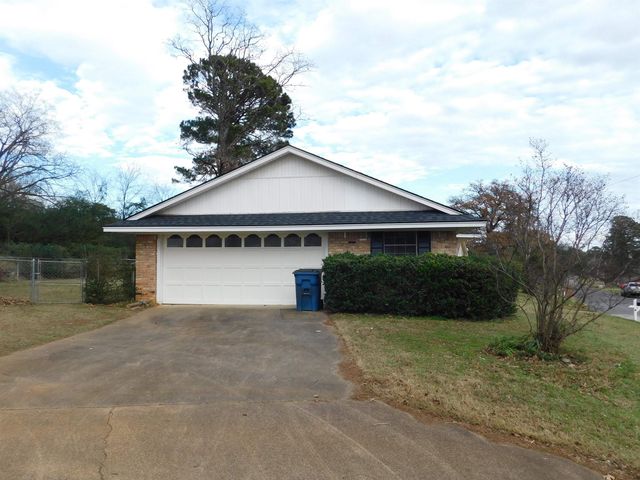 2216 PINECREST, Gladewater, TX 75647