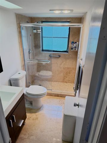 3010 N Course Dr 106, Pompano Beach, FL 33069