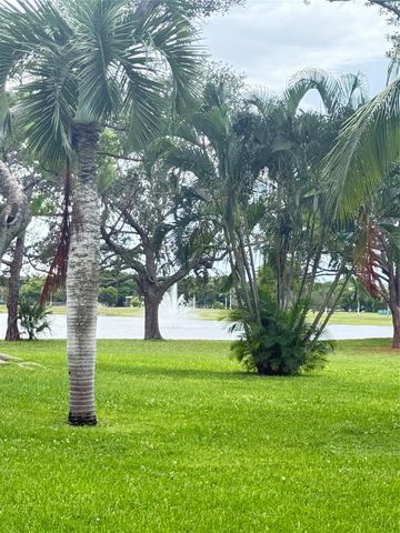 3010 N Course Dr 106, Pompano Beach, FL 33069