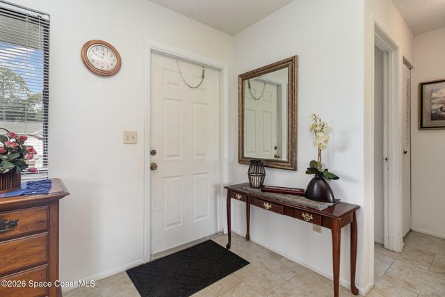 800 Starland Street SE, Palm Bay, FL 32909
