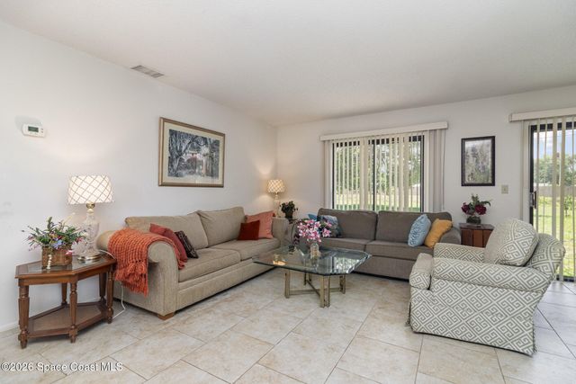 800 Starland Street SE, Palm Bay, FL 32909