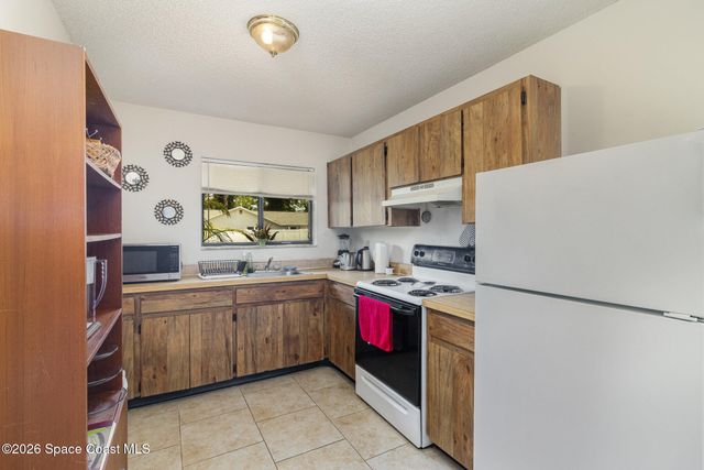 800 Starland Street SE, Palm Bay, FL 32909