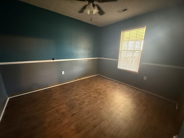995 Cobhill Road, Irvine, KY 40336