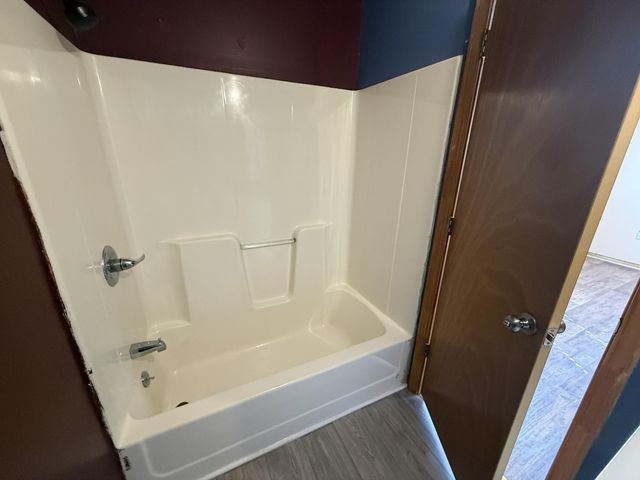 995 Cobhill Road, Irvine, KY 40336