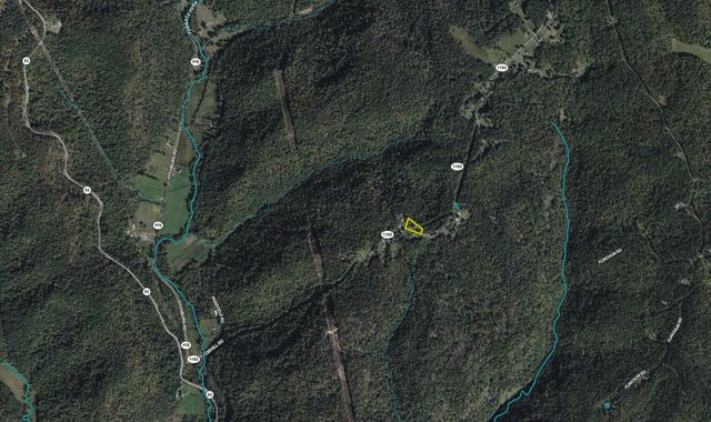 995 Cobhill Road, Irvine, KY 40336
