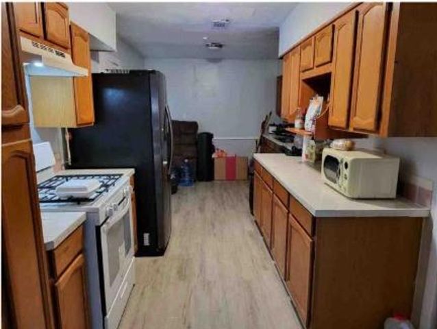 6642 Heron Drive, Houston, TX 77087