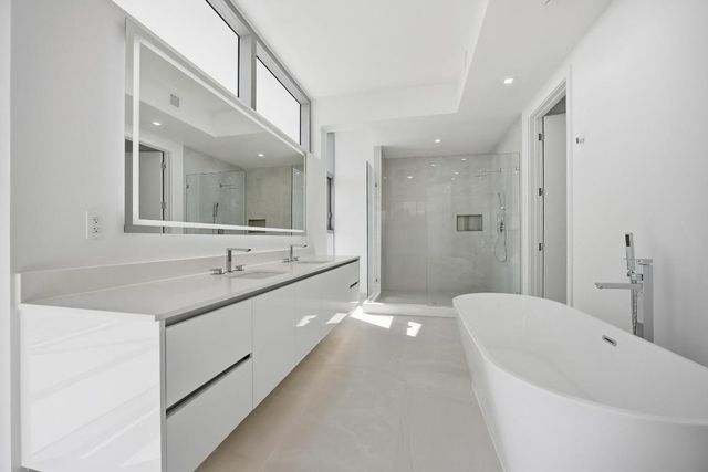 220 Lake Shore Drive 1603, Lake Park, FL 33403