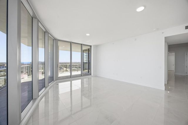 220 Lake Shore Drive 1603, Lake Park, FL 33403