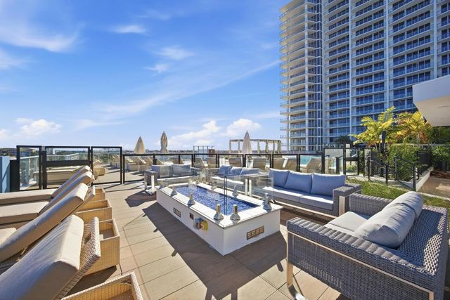 220 Lake Shore Drive 1603, Lake Park, FL 33403