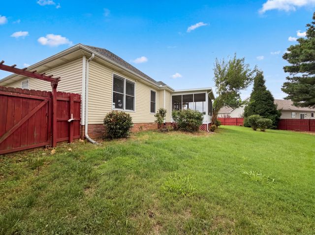 3609 Millington Dr, Clarksville, TN 37040