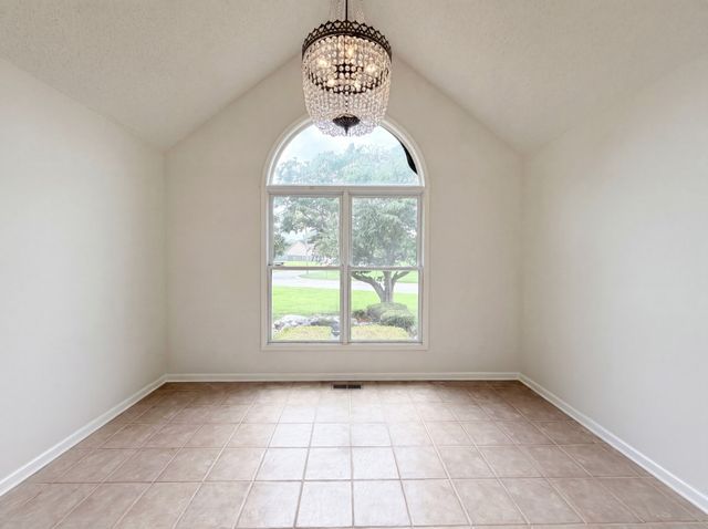 3609 Millington Dr, Clarksville, TN 37040