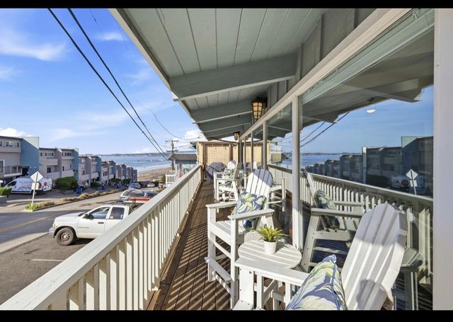 229 Rio Del Mar Boulevard, Aptos, CA 95003