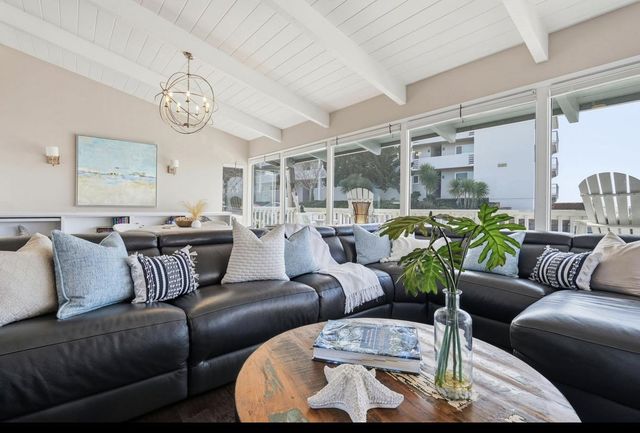 229 Rio Del Mar Boulevard, Aptos, CA 95003