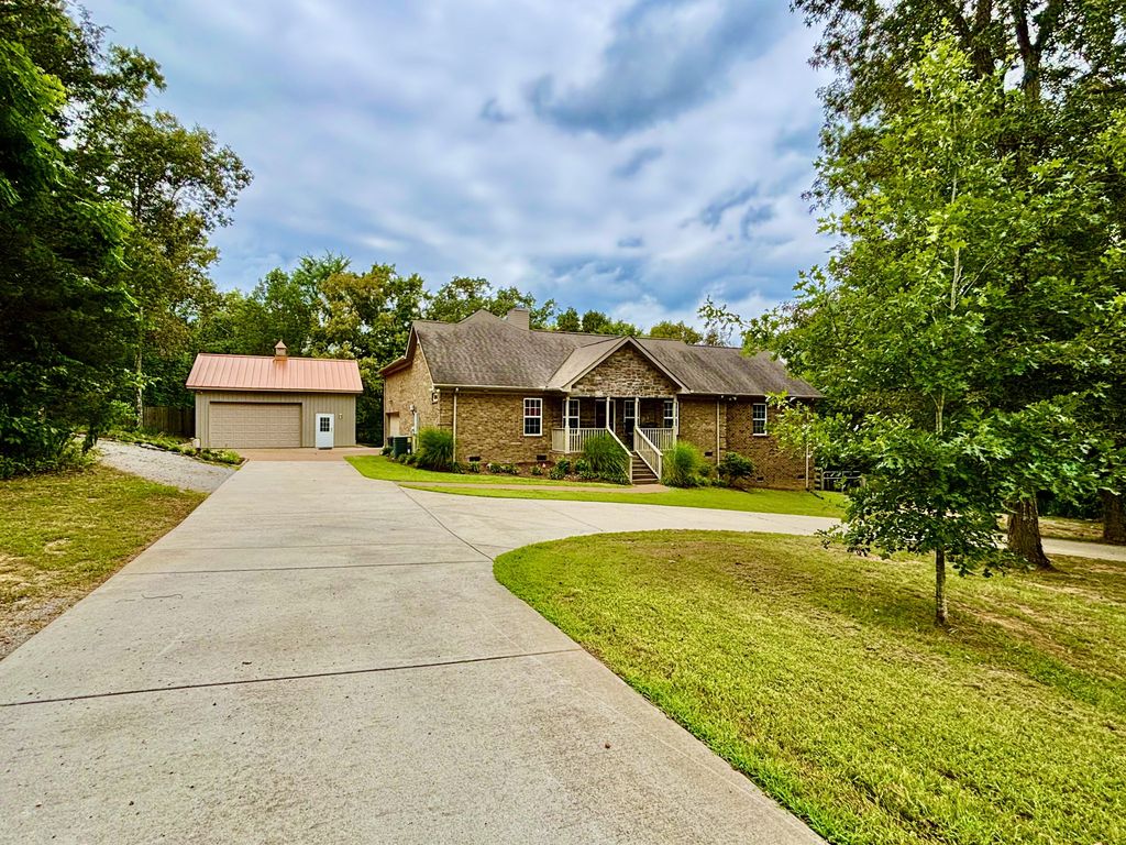 11670 Stewarts Ferry Pike, Lebanon, TN 37090